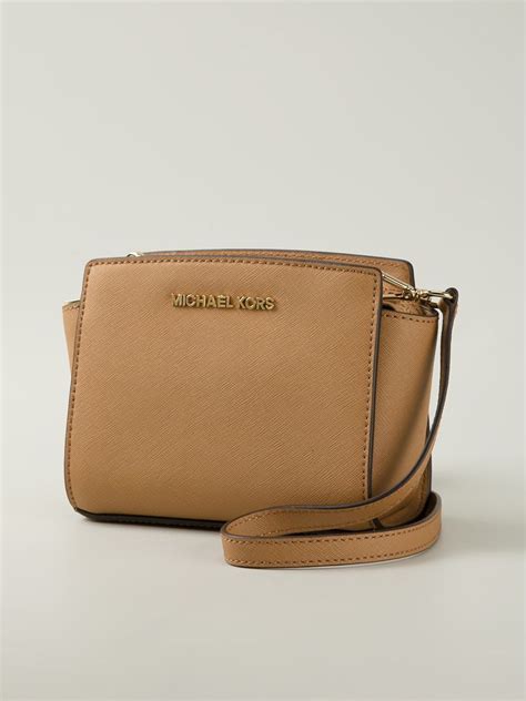 sac michael kors selma|michael kors selma crossbody bag.